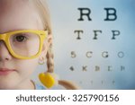 Child an ophthalmologist 