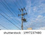 Small photo of electrical equipment to recoup medium-voltage electric current