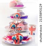 Platinum Jubilee Cupcakes In...