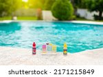 Small photo of Kit to test pool water. Chlorine and ph analyzer kit for pools, pH and chlorine tester for pool water, Oto and phenol Kit for pool, Water testing kit for swimming pools