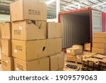 unloading carton from container and carton damage from loading=