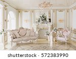 Luxurious Vintage Interior With ...