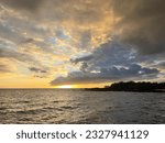 Sunset on her Waze, big island of Kona ￼