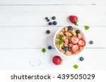 Berries topped on top of flakes image - Free stock photo - Public ...