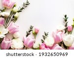 Pink and white flowers border...