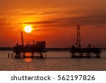 Oil Platform Silhouette In Gulf ...