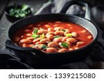 Spicy Baked Beans With Tomato...